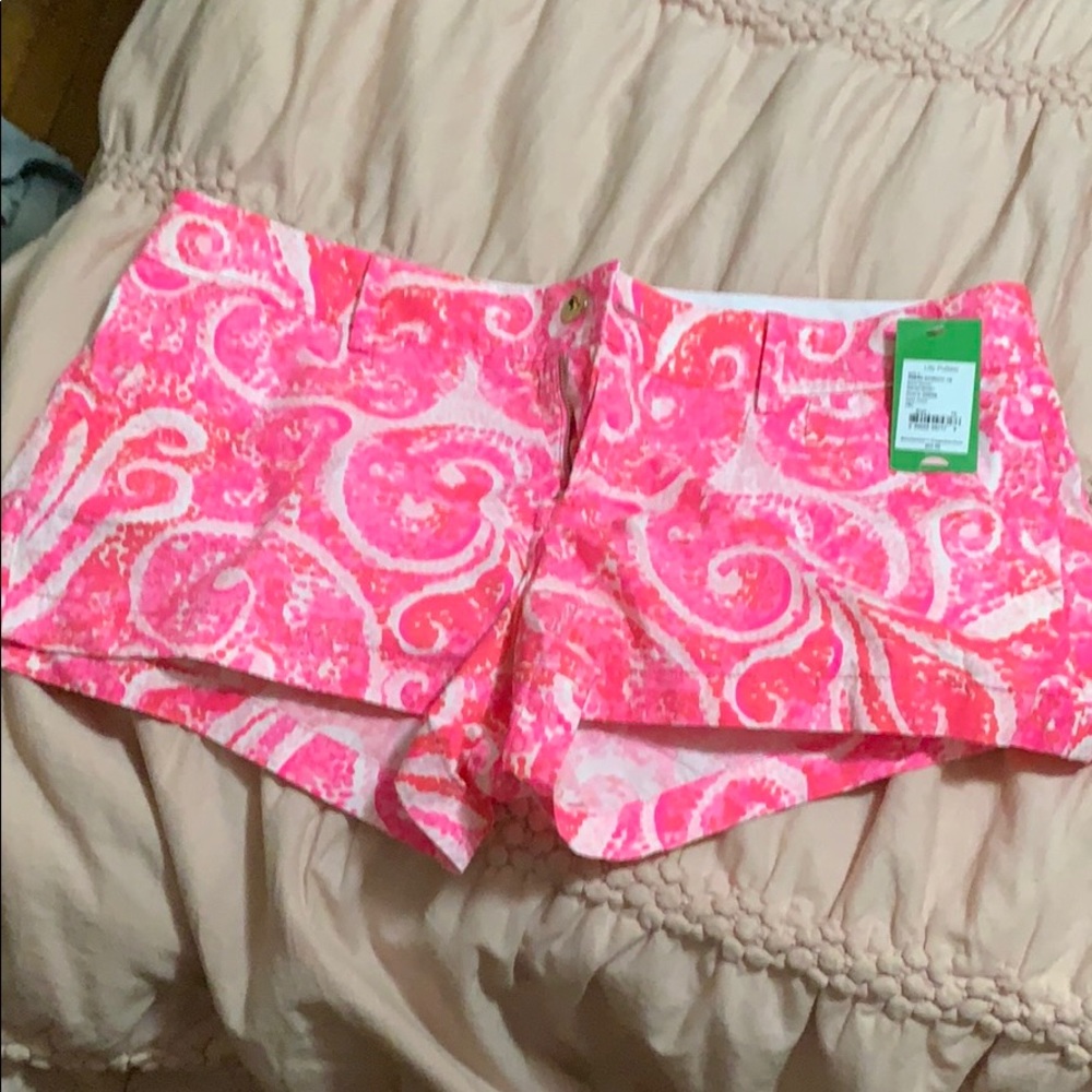 Lilly Pulitzer Walsh Short in Pink Pout